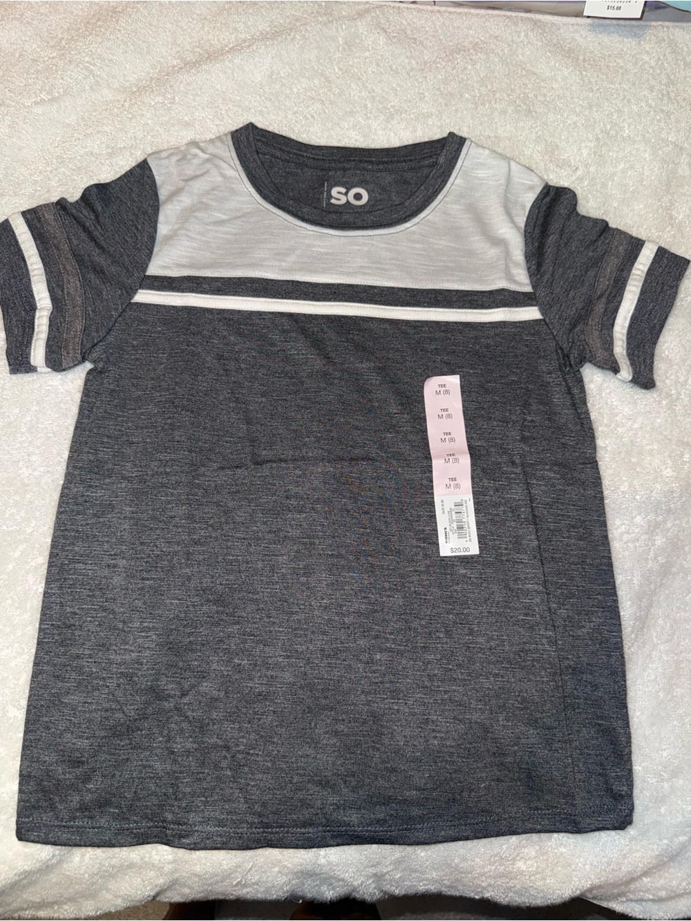 Girls tee - 8
